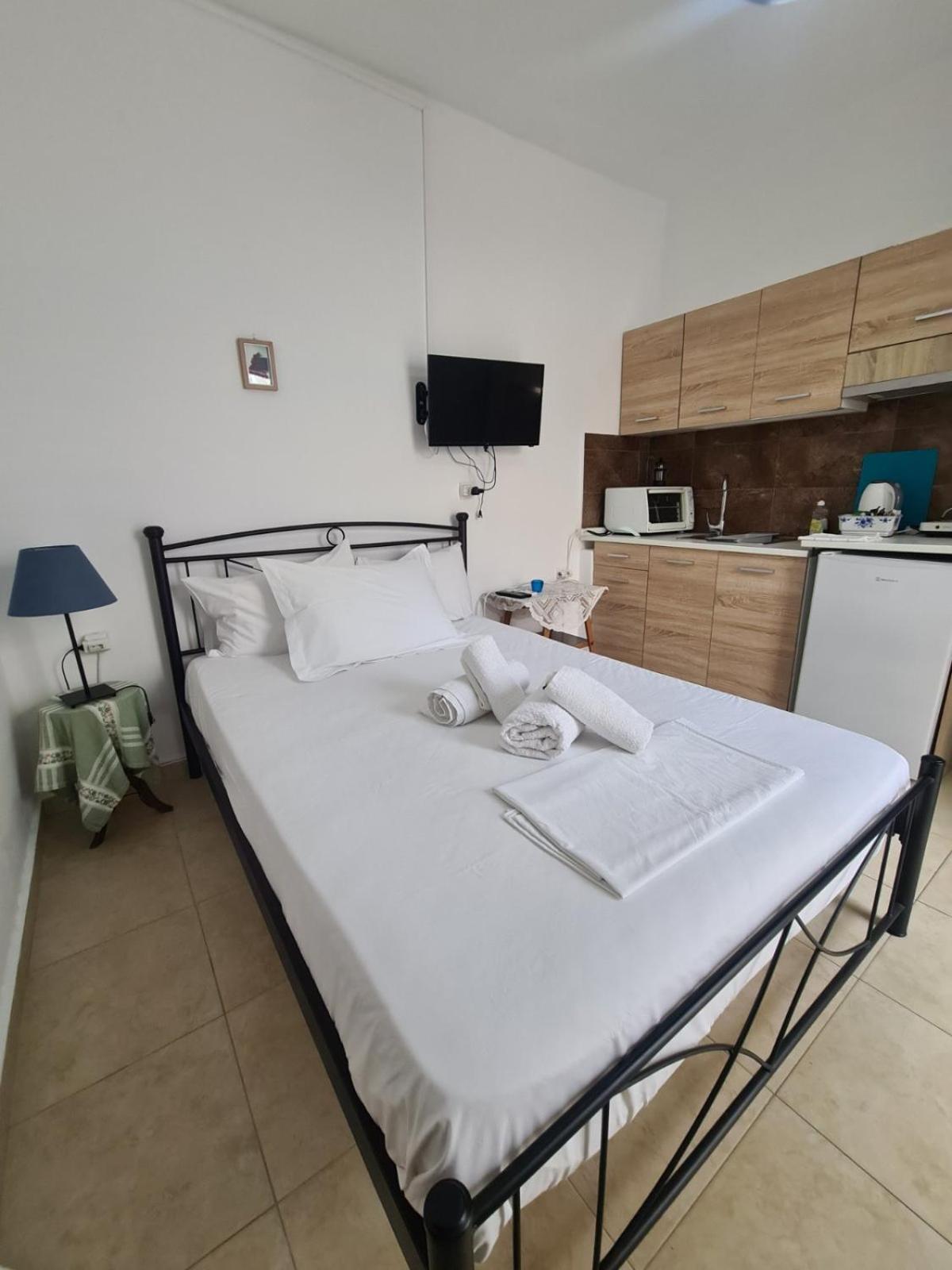 Aithra -Cosy Studio In Centre Of Poros Poros Town Dış mekan fotoğraf